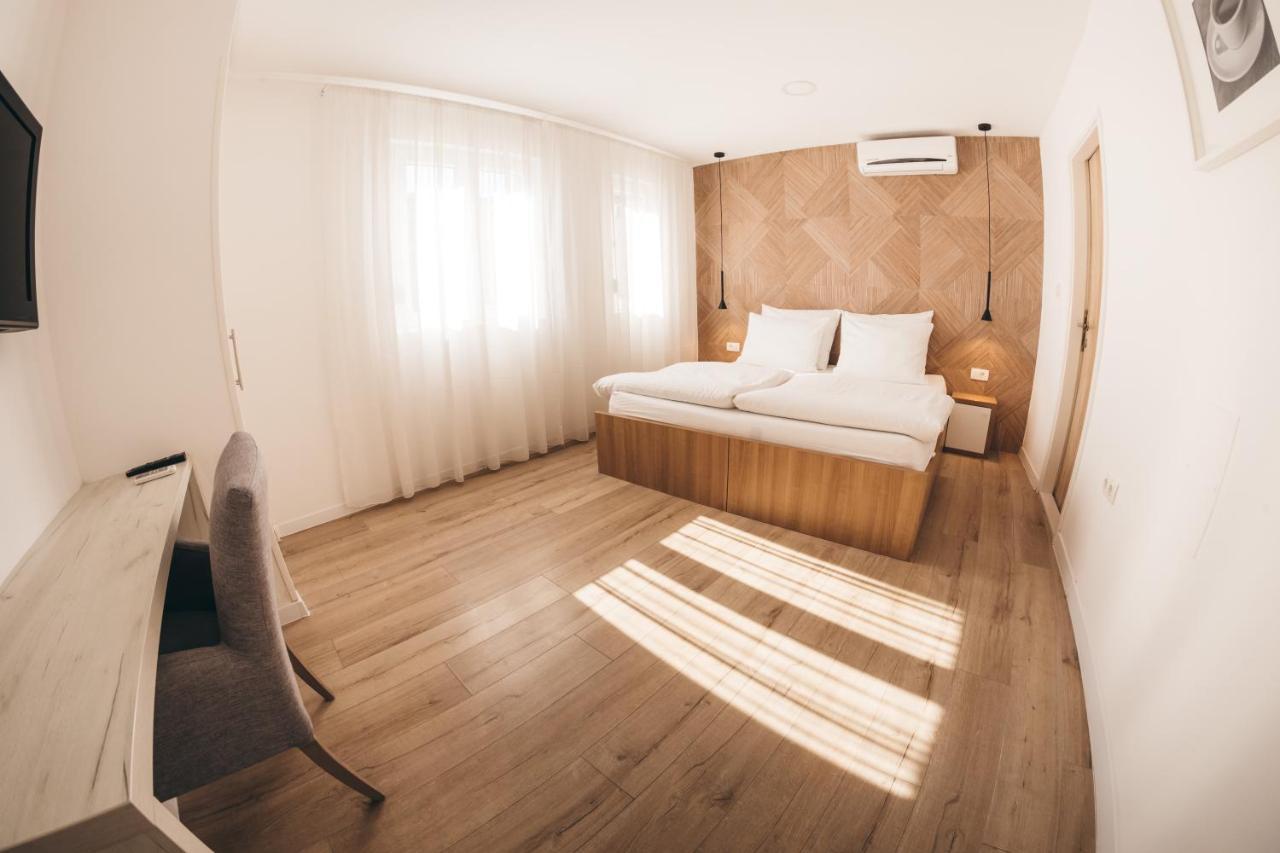 City Apartment One Mostar Exteriör bild