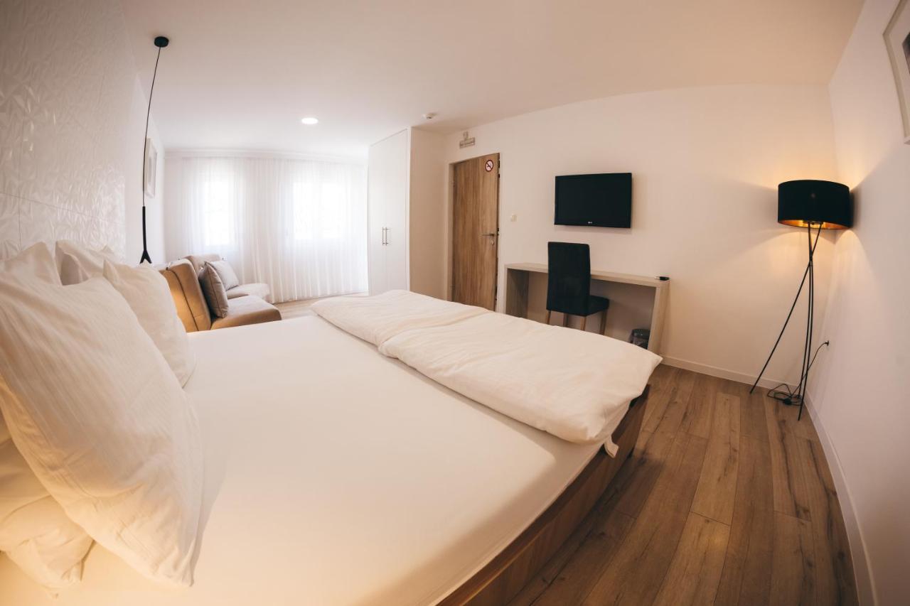 City Apartment One Mostar Exteriör bild