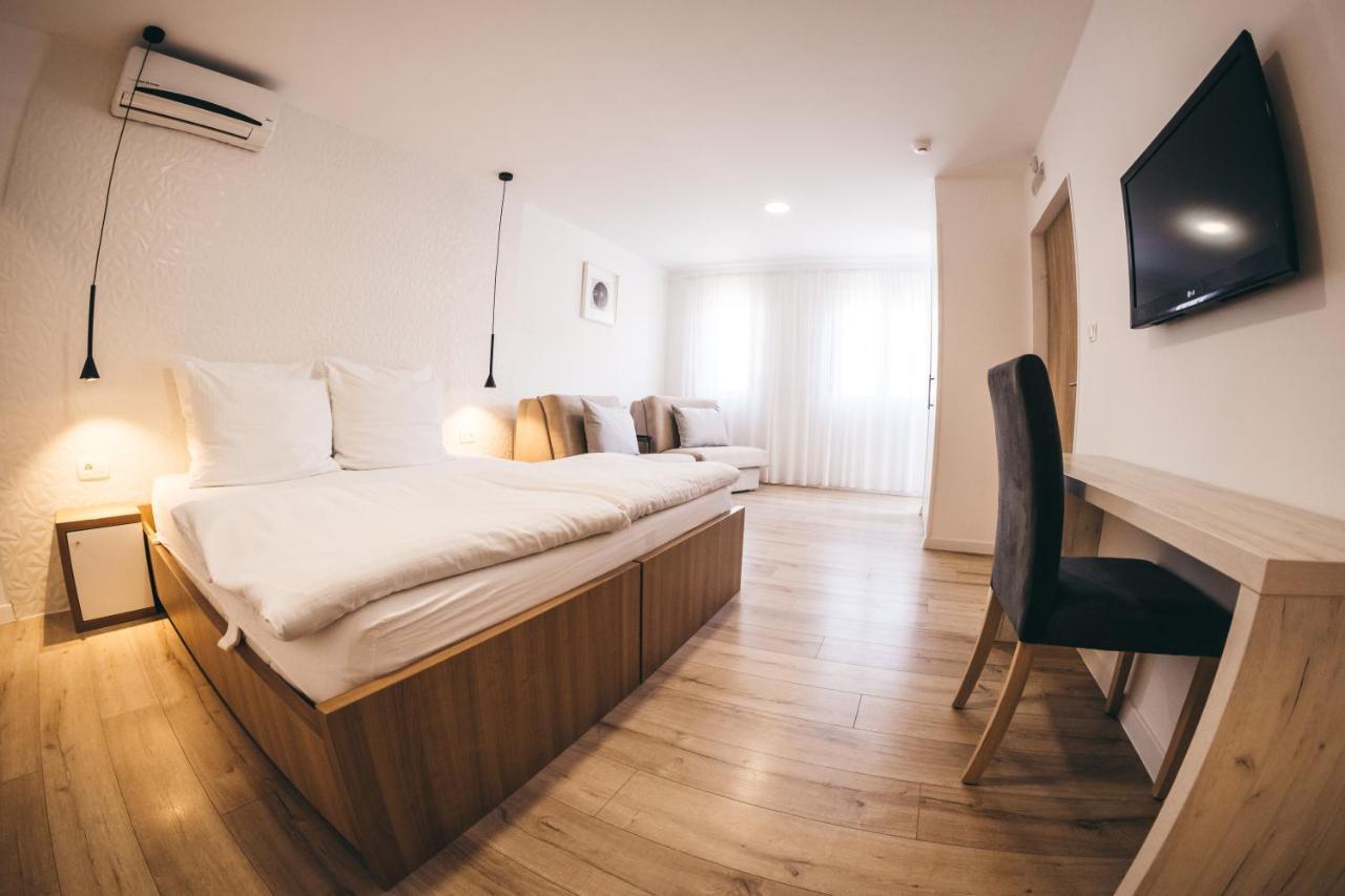 City Apartment One Mostar Exteriör bild